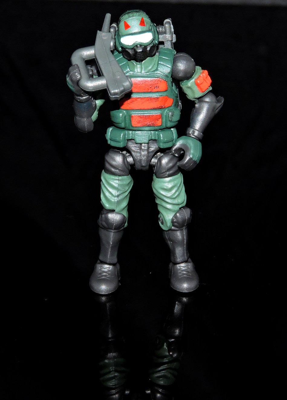 B2.Five Acid Rain World K6 Jungle Chapel HETT600k - Surveillance Port (19)