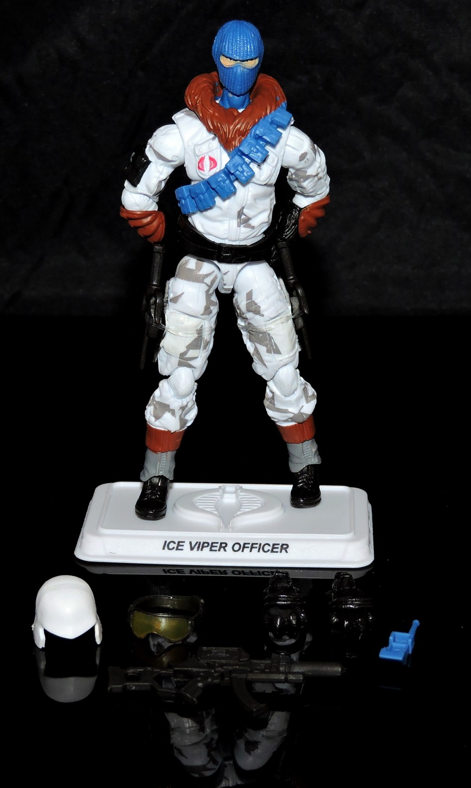 G.I.Joe Collectors Club FSS 7 Cobra Ice Viper Officer - Surveillance Port (9)