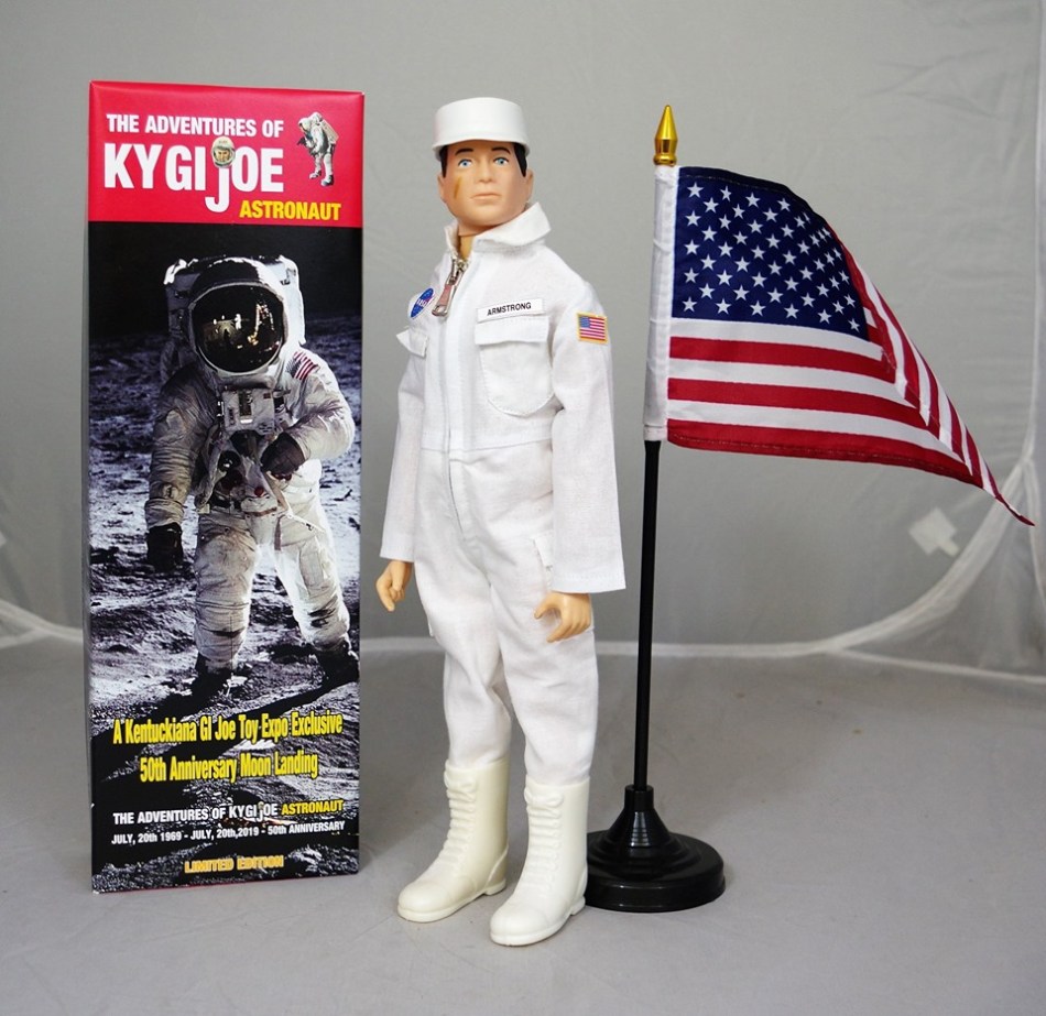 6th Annual Kentuckiana GI Joe Toy Expo 12in Exclusive - Surveillance port