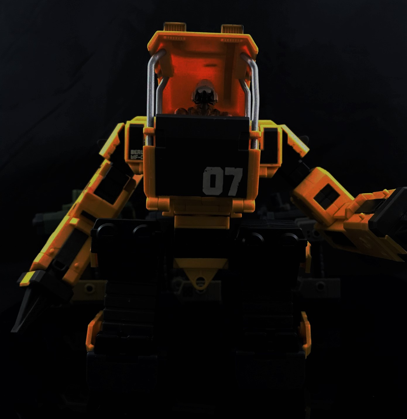 TBT – B2FIVE Acid Rain World Beaver WF4w Pictorial Review